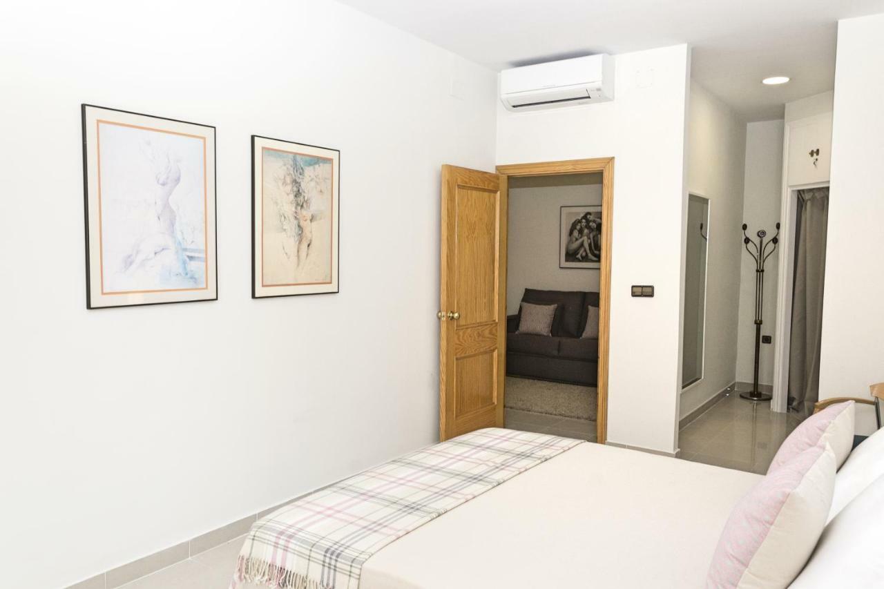Apartamento Malagueta Gutenberg Malaga Exterior photo